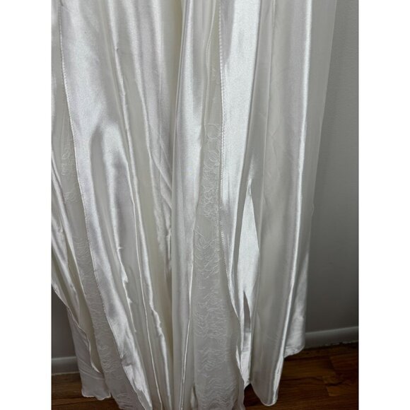 Sherri Hill 2 piece Ivory Floral Bodice Charmeuse Skirt Flower Appliques Size 0 - Picture 12 of 12